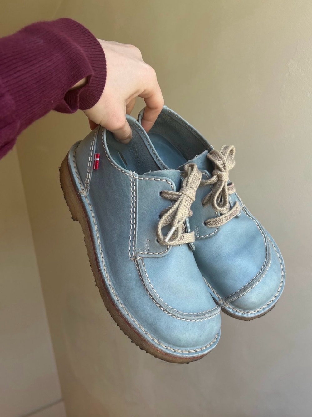 Duckfeet Jean Light Blue Leather Derby lace up shoes with Contrast Stitching